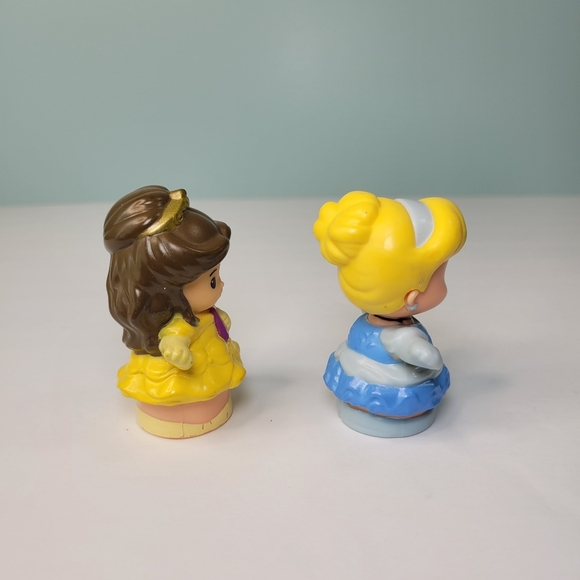 Little People Disney Princess Belle and Cinderella with Shoe Lot of 2 - Picture 4 of 7